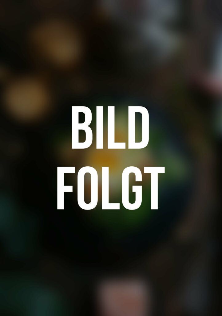 Lachsnudeln mit Brokkoli und Tomaten